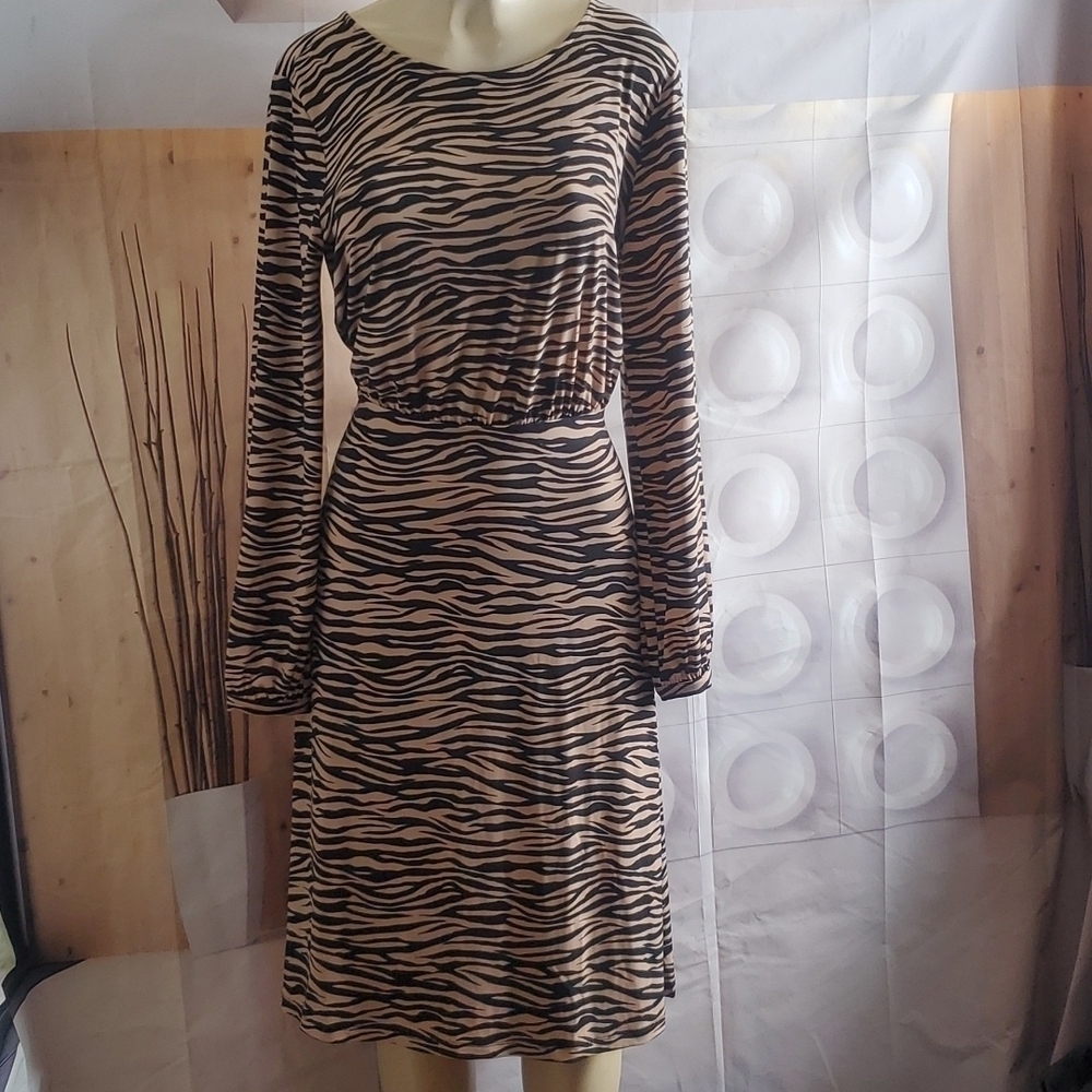 NWT Loft Ann Taylor Animal Print Zebra Long Sleeve Dress Size 8